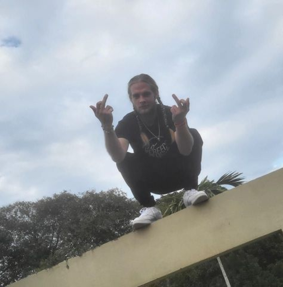 Meet your Posher, Shawn